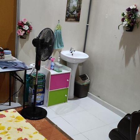 Desa Besut Inn Kampung Kuala Besut Kültér fotó