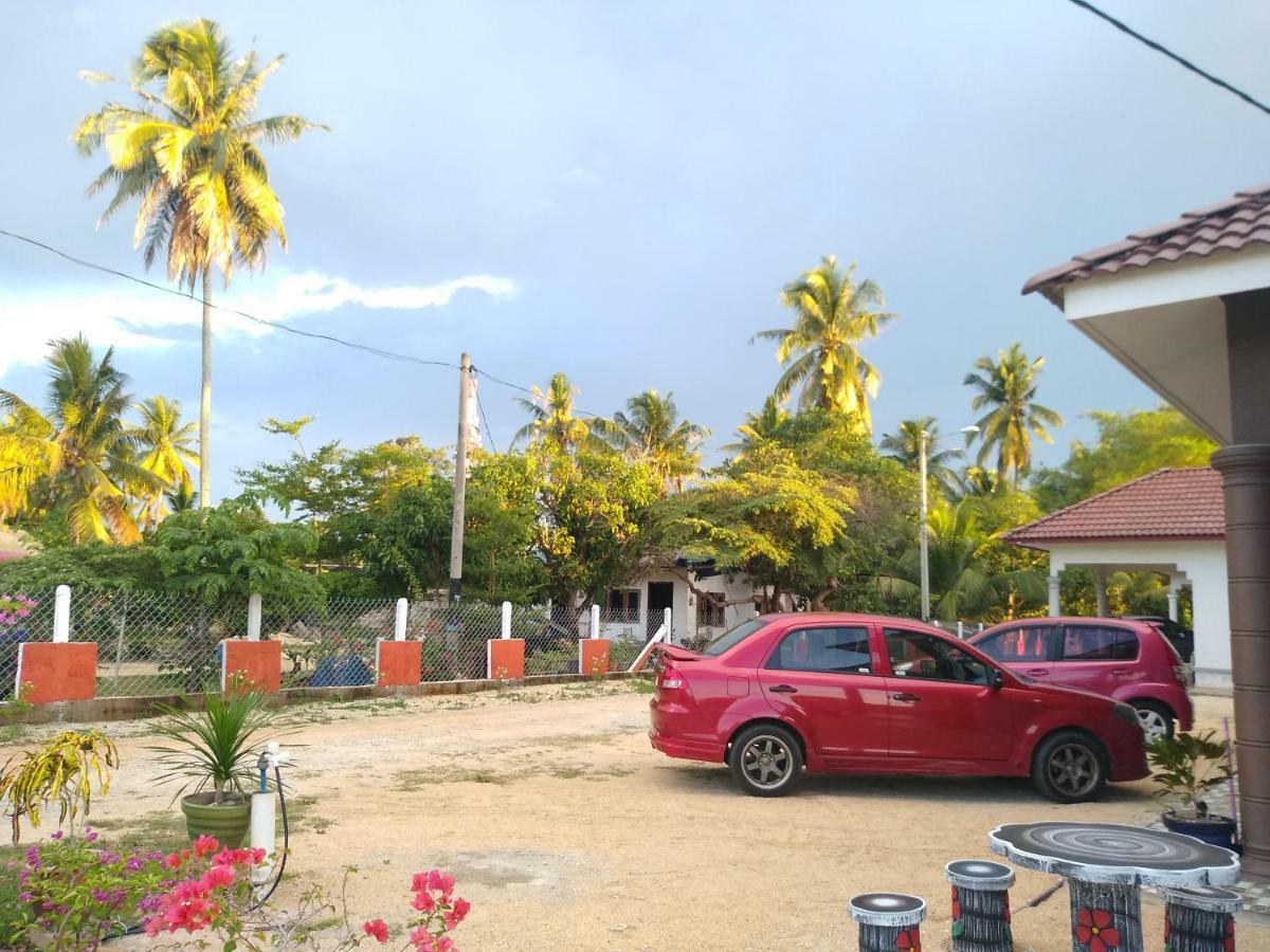 Desa Besut Inn Kampung Kuala Besut Kültér fotó